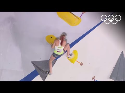 Slovenia’s sport climber Janja Garnbret tops qualifier! 🧗‍♀️ | #Tokyo2020 Highlights