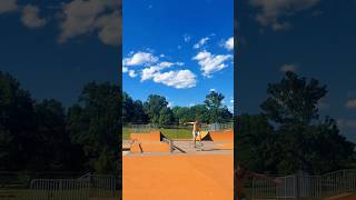 I make the hits🎶 &amp; land the tricks for you 🤘🏻🛹 #beats #producer #rapper #skateboarding #skate