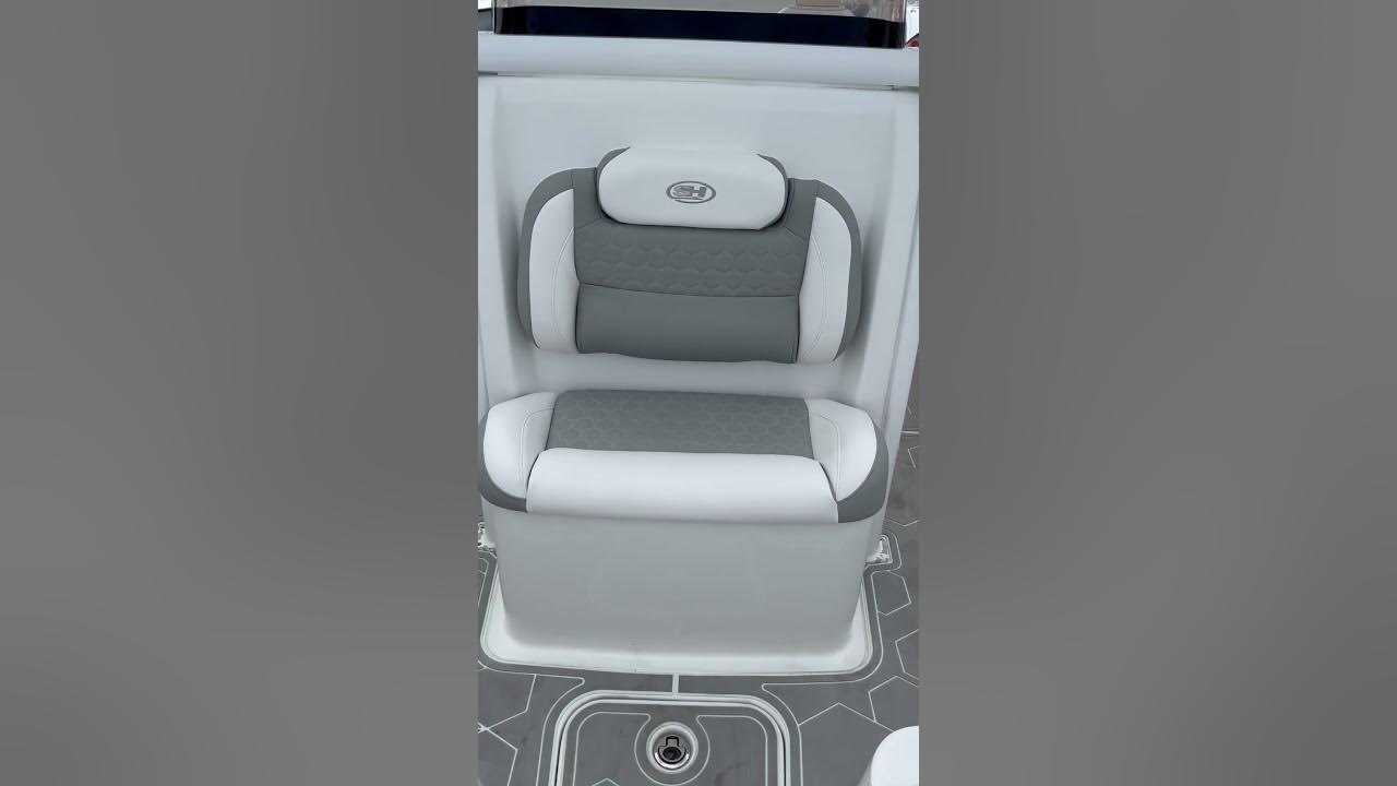 New boat upholstery. Keys marine service (786)9145293 floridakey 
