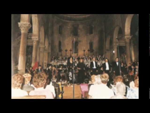 Tonton Kyrie Alfredo Catalani CAPPELLA SANTA CECILIA di Lucca di YouTube Tonton Kyrie Alfredo Catalani CAPPELLA SANTA CECILIA di Lucca di YouTube