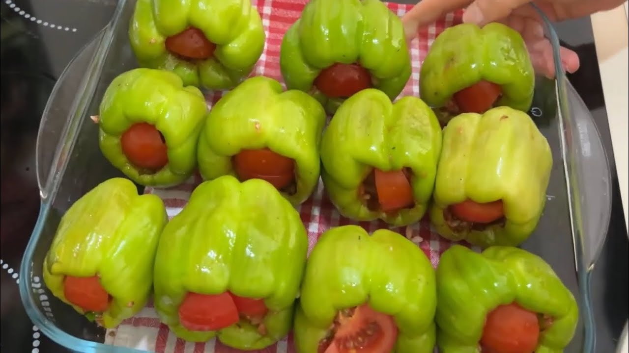 Pratik ve Lezzetli BİBER DOLMASI TARİFİ ???? fırında biber dolması denedinizmi Pratik ve Lezzetli BİBER DOLMASI TARİFİ ???? fırında biber dolması denedinizmi