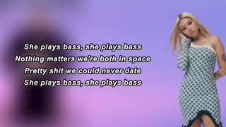 beabadoobee - She Plays Bass (Lyrics)