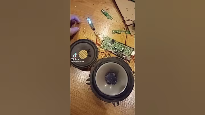 #shorts жосткий бас тест колонки jbl 😱🔥😈 #jbl #bass #extrim