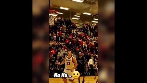 He silenced the crowd by scoring a buzzer beater from his own half🏀🔥