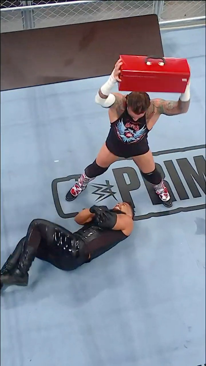 CM Punk is going to work! ?? #SurvivorSeries #WarGames
