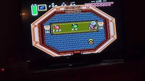 Zelda 3 (Link to the Past) Game play.
