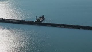 Critical repairs at outer harbor break wall