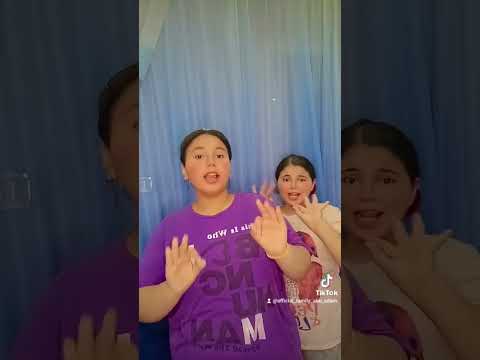وقفوا تلاتات تلاتات
