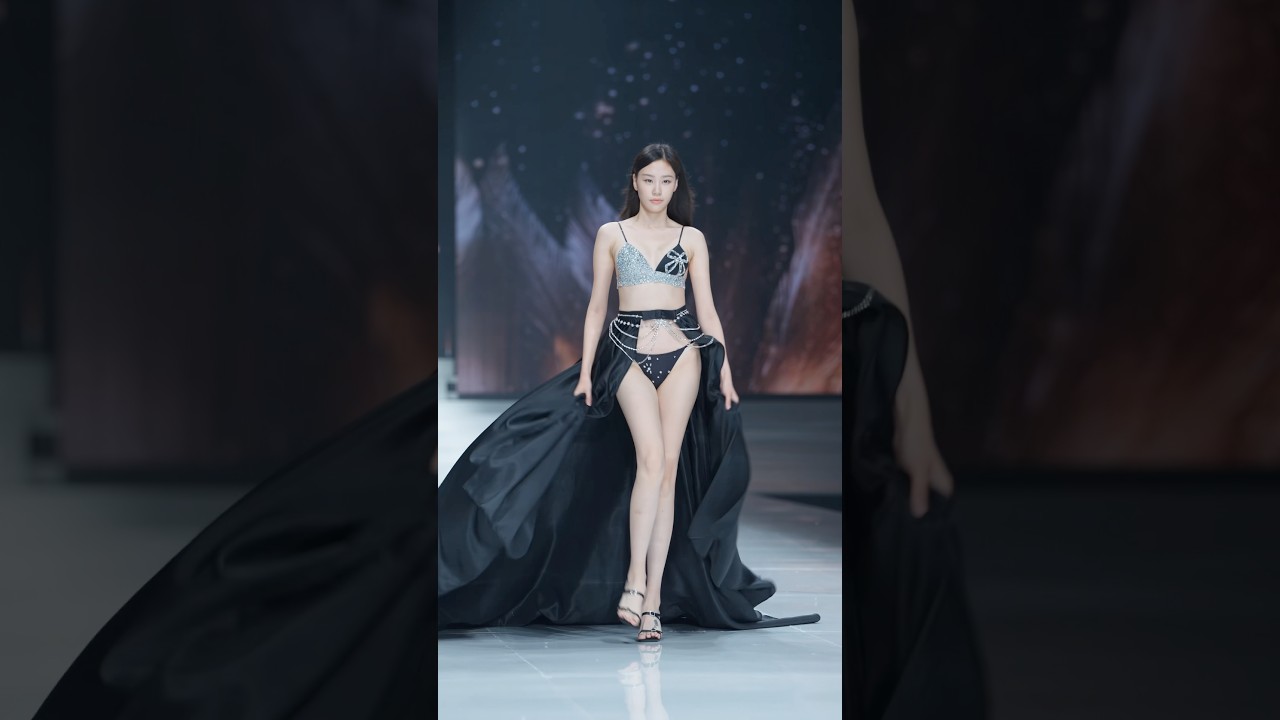 加入會員觀看完整視頻 2026 SIUF深圳内衣展開幕式 20 内衣秀 lingerie show #model #catwalktour #beauty #fashion #siuf