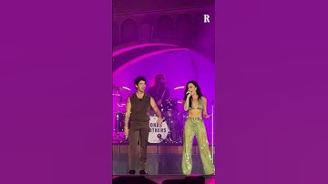 Thumbnail of Reunion inaspettata tra Demi Lovato e Joe Jonas: cantano insieme "This Is Me"