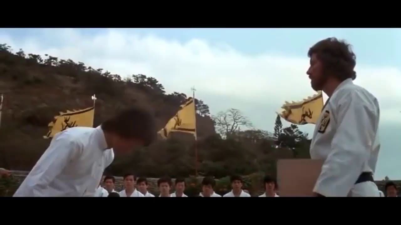Enter the Dragon|boards don't hit back| Bruce Lee - YouTube