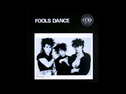 Fools dance