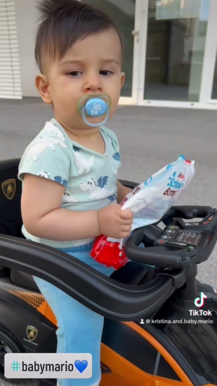 I was good and got schoko bons🤩🤤😍💙 #baby #vienna #shortvideo # ...