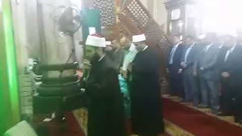 ابداع الشيخ بركات سيد البخاري في اواخر سورة الزمر وسورة غافر صلاه الفجر يوم ٢٣ رمضان 1439-2018