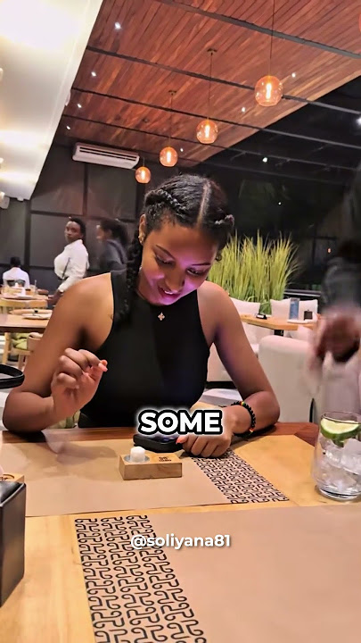 Download lagu She Almost Ate a Napkin 😳🍽️ (@soliyana81)