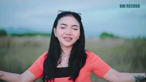 Syahiba Saufa - Pantun Janda (Official Music Video)