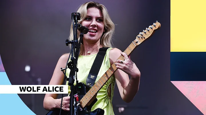 Wolf Alice  - How Can I Make It OK? (Reading Festi...