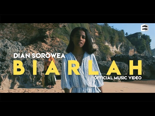 Dian Sorowea - Biarlah (Official Music Video) class=