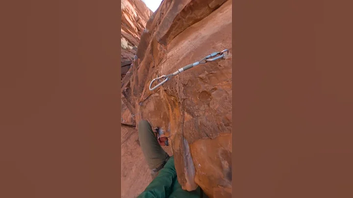 Some cool sport climbing moves in red rocks!