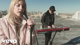 Video voorbeeld van "The Chainsmokers, XYLØ - Setting Fires (Acoustic Version) ft. XYLØ"