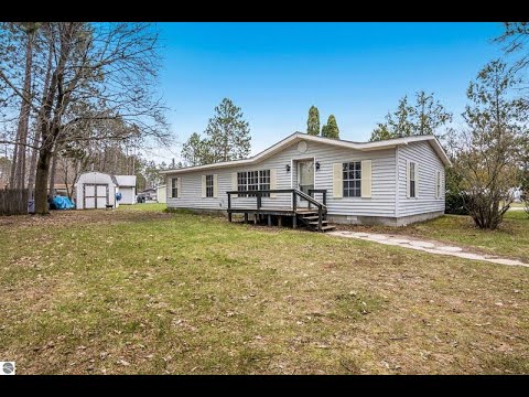 3504 S Needle Drive, Traverse City, MI home video tour