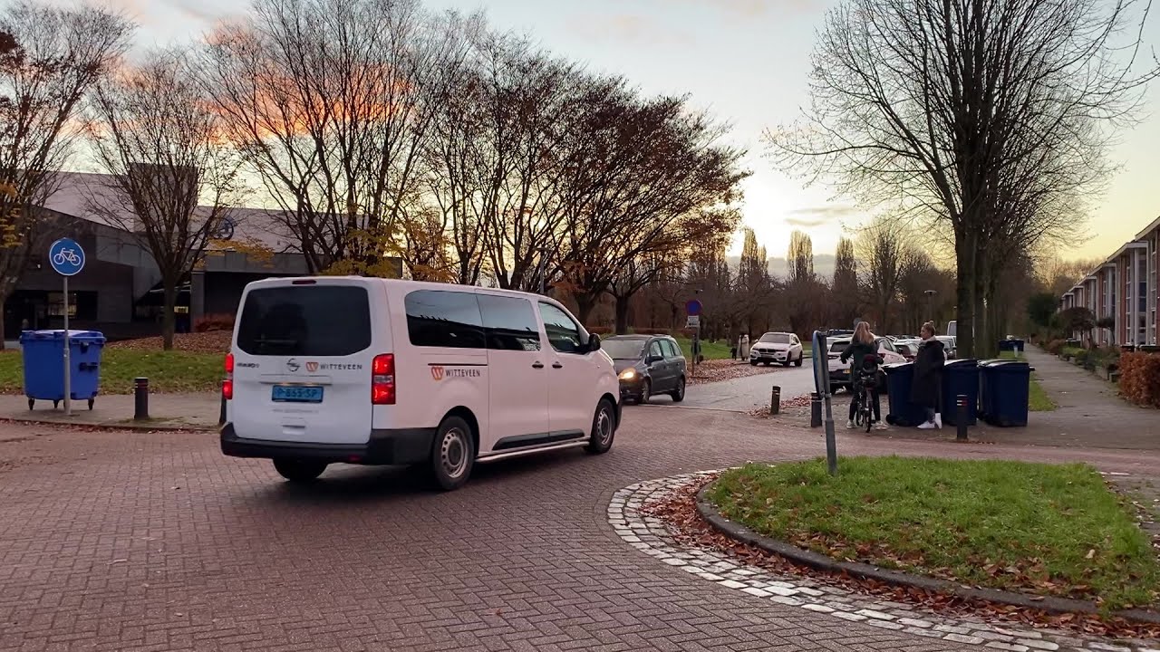 Almeerse kwetsbare kinderen zitten thuis door problemen leerlingenvervoer