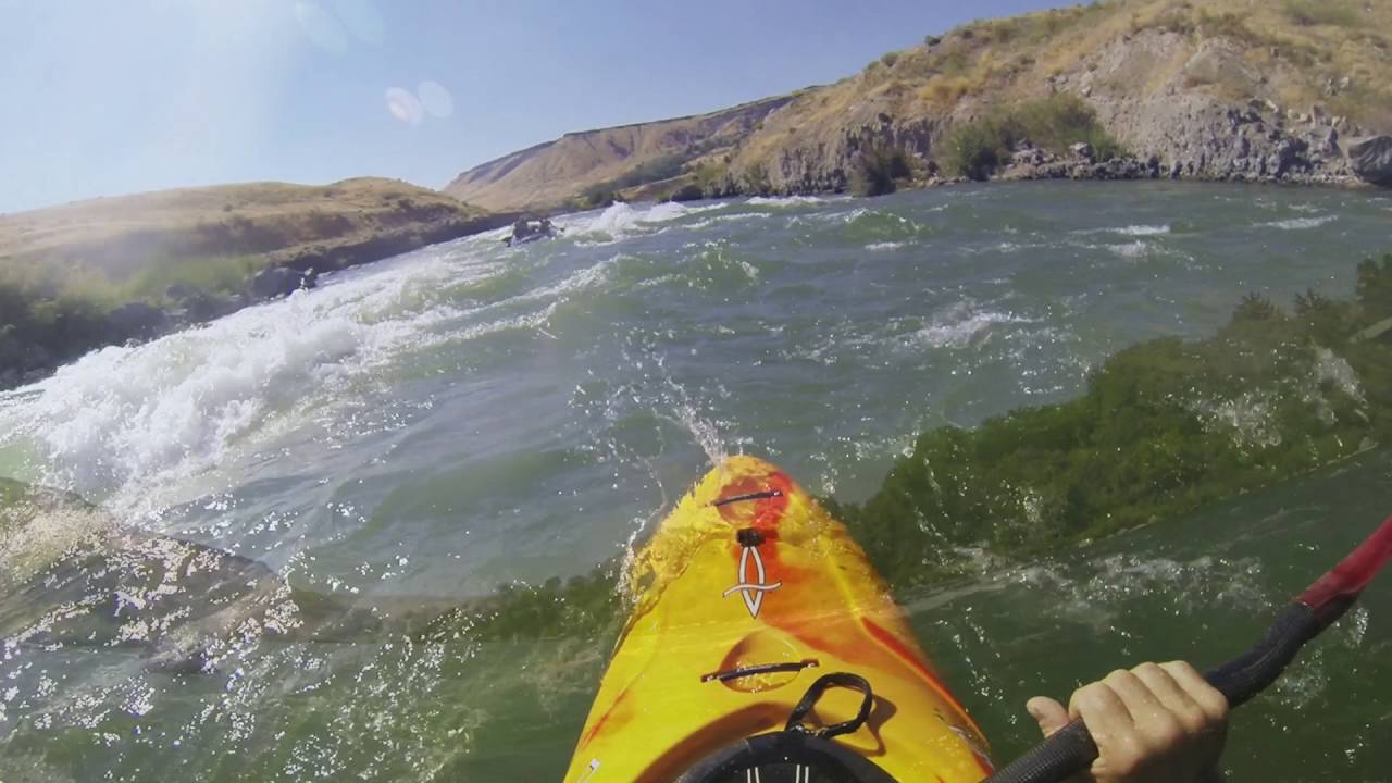 Kayaking Hagerman setion Of the Snake River 5410 CFS 8 16 YouTube