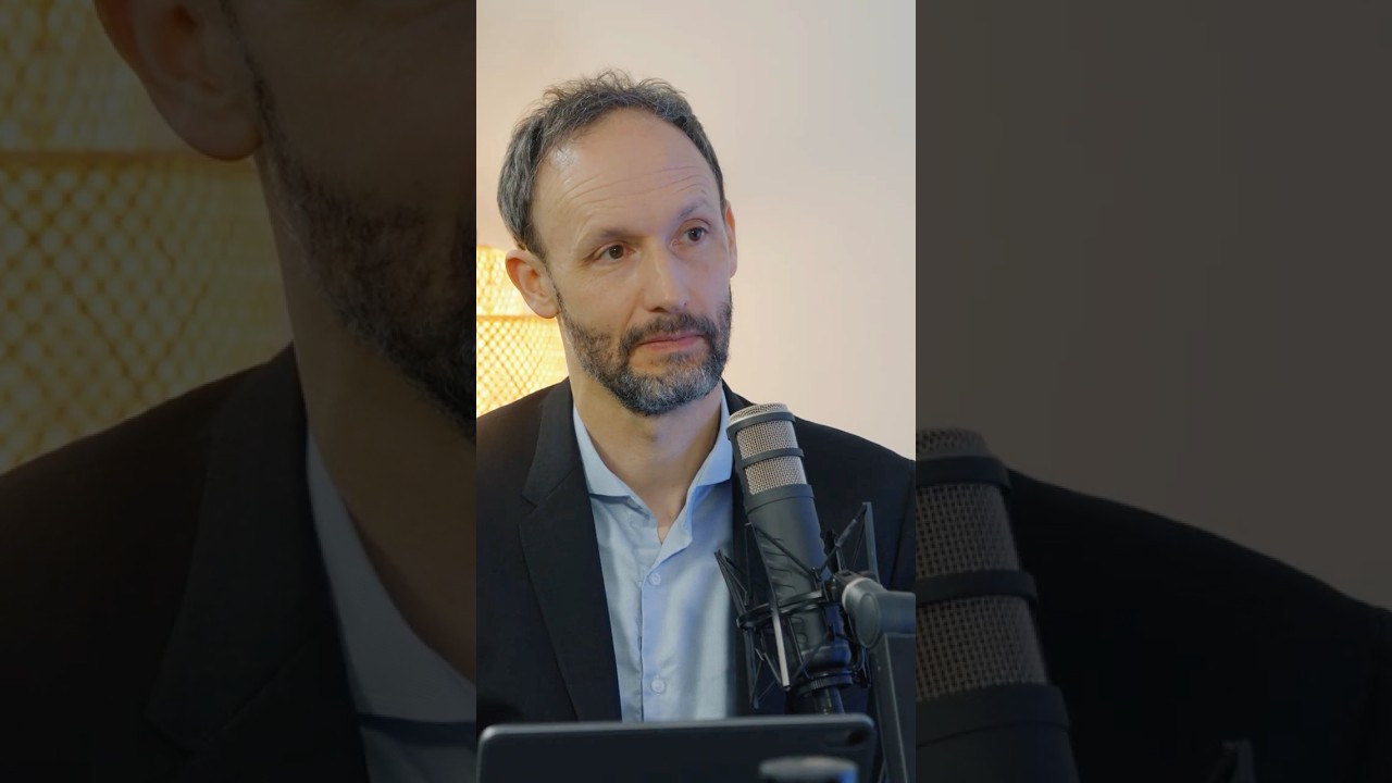 Risk and AI: Why a human in the middle is important