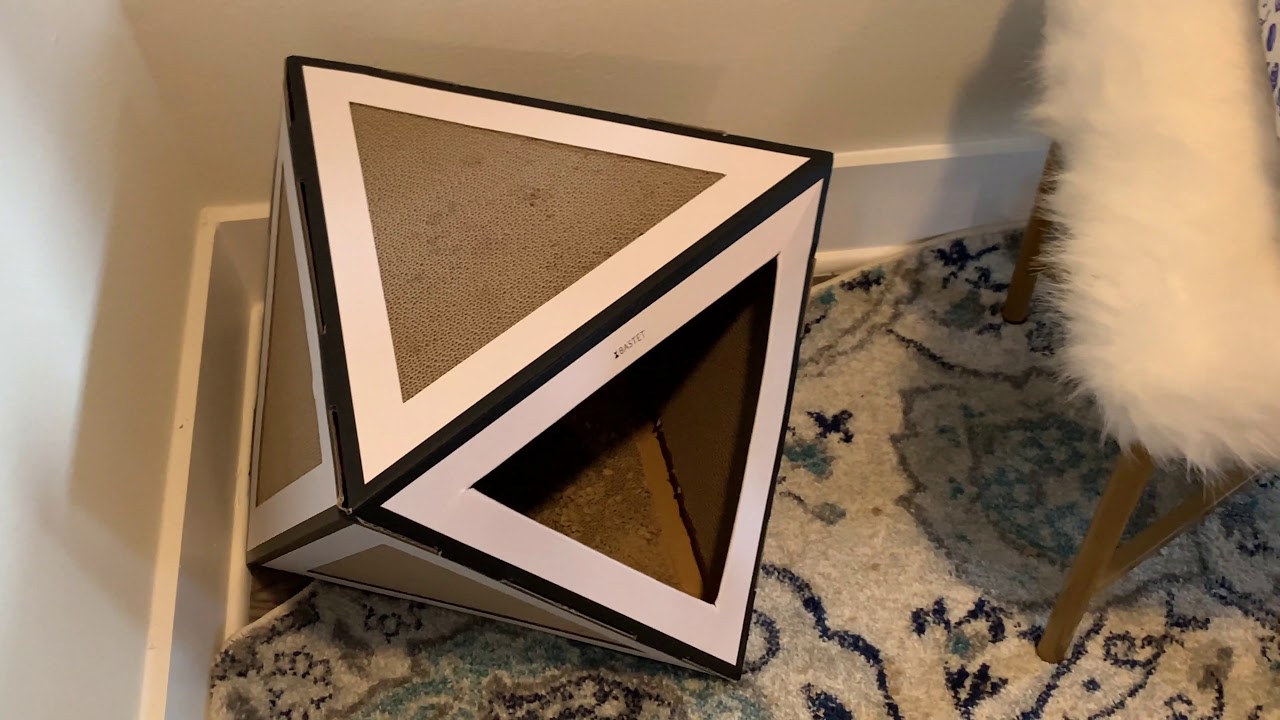 bastet cat scratcher