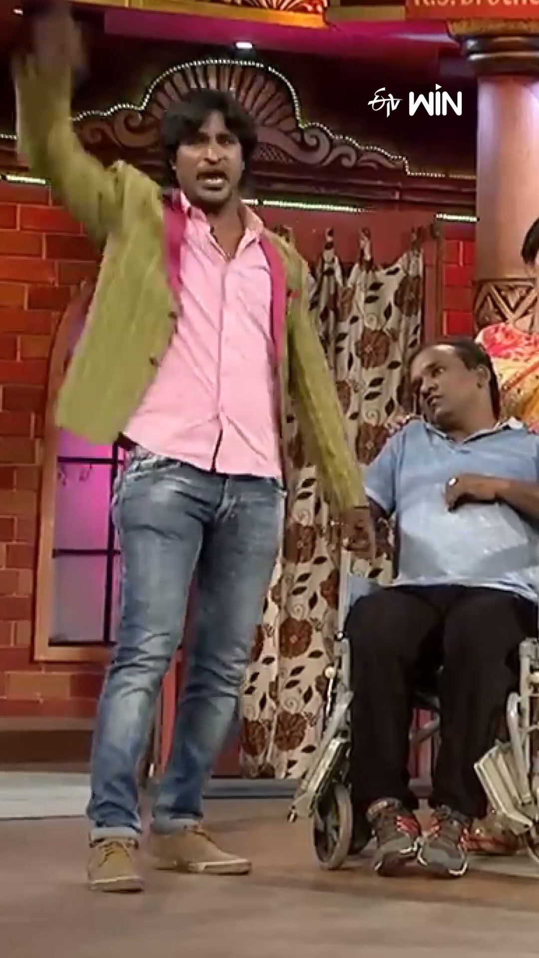 #shorts - చంద్ర పేరు వినగానే దడుసుకున్న రాకెట్ రాఘవ..! #jabardasth #comedy #chammakchandra