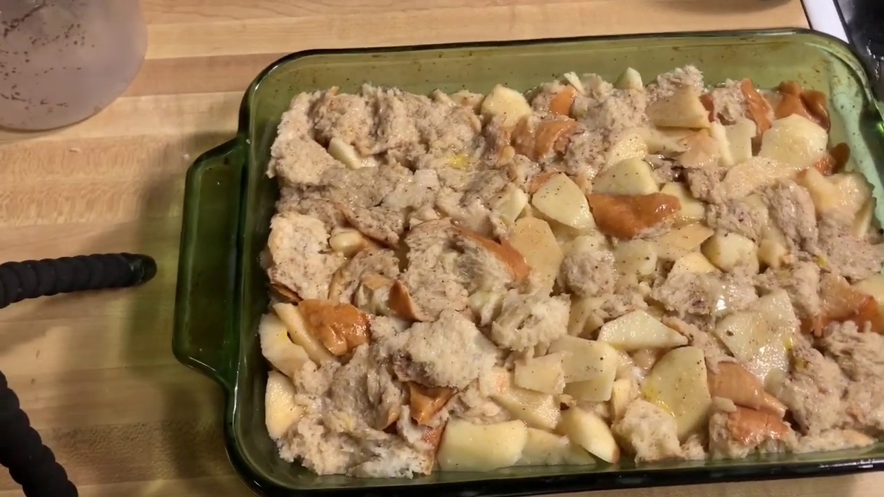 How to make Apple Bread Pudding - YouTube