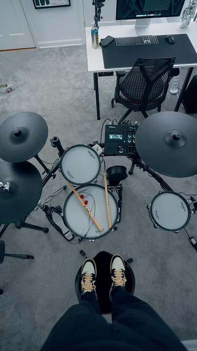 Electronic drums sound so good.