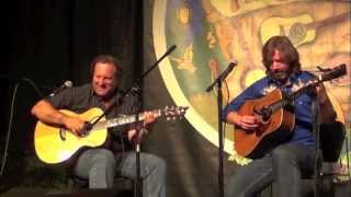Tyler Grant and Steve Kaufman - "Black Mountain Rag" - for Doc Watson @SKAK 2013 chords