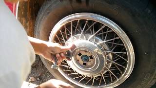 Removing locking hubcap from 80's & 90's Cadillacs | Seville Deville Eldorado Fleetwood