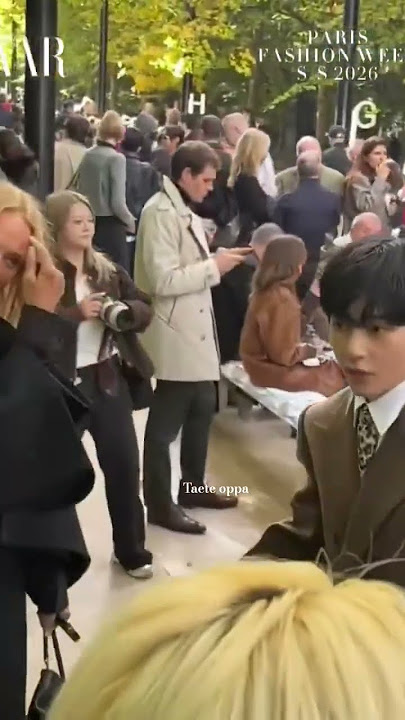 Taehyung and Uma Thurman are already became besties 🤣 #v #bts #Taehyung #celine