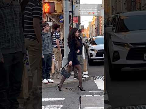 People’s-reactions #nyc #walkingdownthestreet #reaction #reactions #caminando #reactionvideo #viral