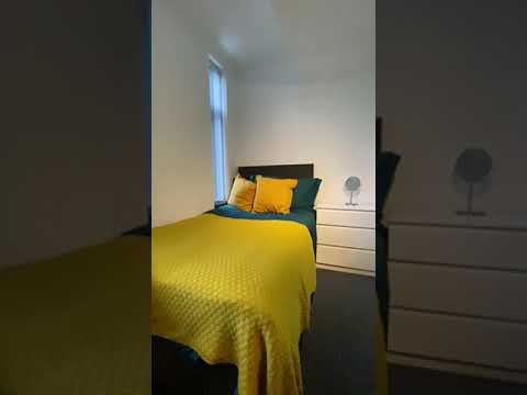 Video 1: Personal En suite in every room