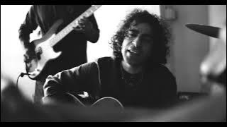 Download lagu Aviram - Drag Me Down