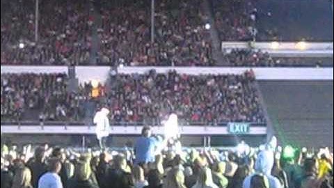 Cheek + Ville Galle & Sanni - Flexaa @ Olympiastadion 22.8.2014