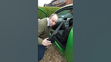 Vauxhall Corsa D Tips, Tricks, Handy Features: Parcel Shelf #Shorts