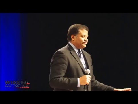 Neil deGrasse Tyson Speaks At Hamilton College About Scientific Illiteracy