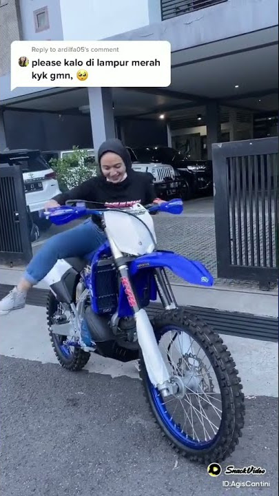 Seputar Motor Cross Versi cewek Sampai sampai jinjit 😂#Shorts #viral #trail #trabas