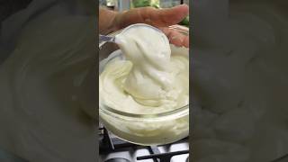 So wird veganes Tzatziki richtig cremig