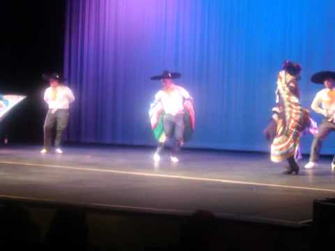 2010 SYHS Folklorico La Negra