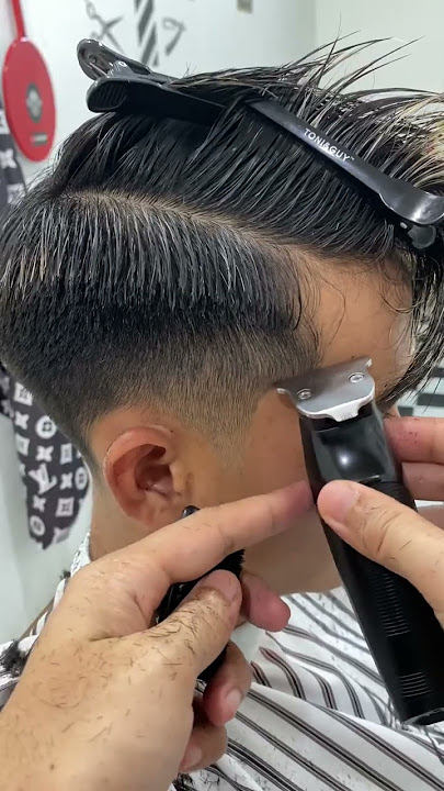 CUKUR BAYAR 10 RIBU SEKEREN INI 😱 CUKURAN TAPER SEJUTA UMAT ⁉️ #shorts