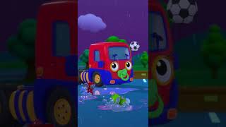 Sparkly Car Wash Fun! 🚙🛁 | Gecko's Garage #shorts #songsforkids