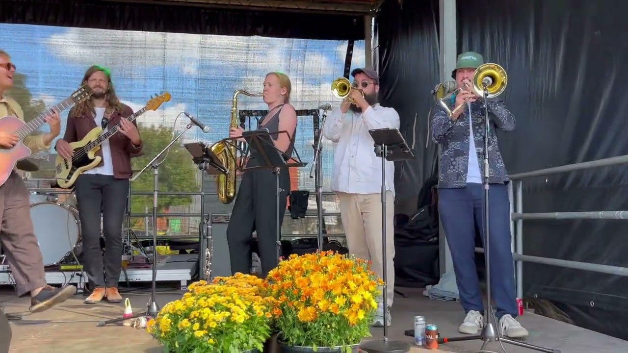 Trubaduren og hans rockband, Hornslet 6  sep  2025