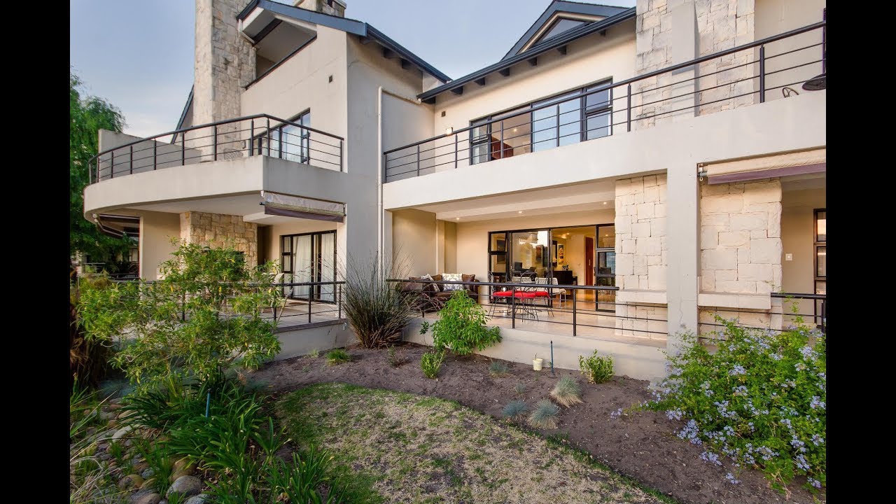 3 bedroom house for sale in Pearl Valley at Val de Vie Pam Golding