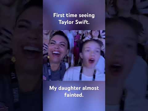 Taylor Swift reaction. Mother and daughter see Taylor Swift for the first time. #taylorswift