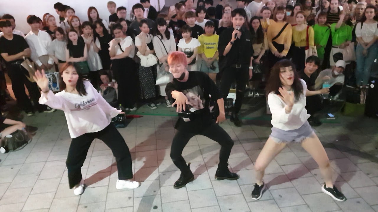 《ChungHa_Snapping》20190720_214239#강레오&#유원&#호용 청하#스내핑 with#Paradox(#서유빈,#곽서희) 홍대버스킹 #SnowHorse